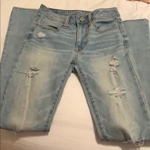 AE High-Waisted Distressed Skinny Jean 00